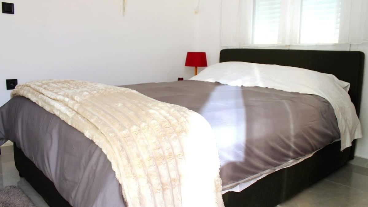 Patras Cozy Nest In The Vibrant City Center Екстер'єр фото